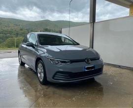 VOLKSWAGEN Golf 8ª serie - 2020 life