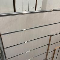 Arredamento negozio pannelli dogati