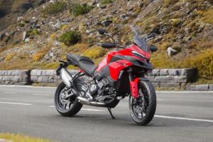 DUCATI MULTISTRADA V2 S RED