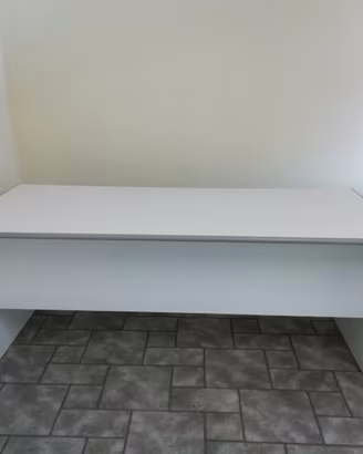 Scrivania LAS con cassettiera 180x80