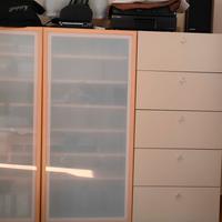 mobile Ikea con pensile