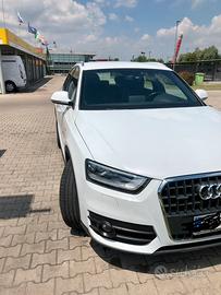 AUDI Q3 s-line quattro 2.0