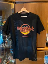 2 Maglie nera e bianca Hard Rock M