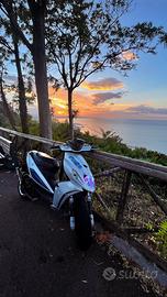 F12 R AC 70cc