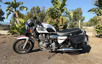 Triumph thunderbird storica