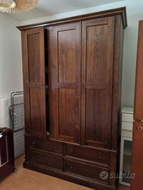 ARMADIO IN LEGNO MASSELLO DI CASTAGNO Artigianale