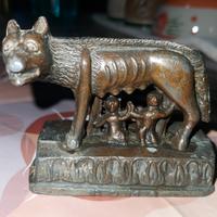 Lupa di bronzo