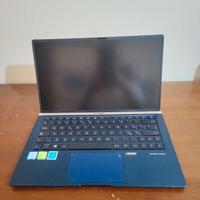 Asus ZenBook 13 UX333 – i5, SSD, MX150