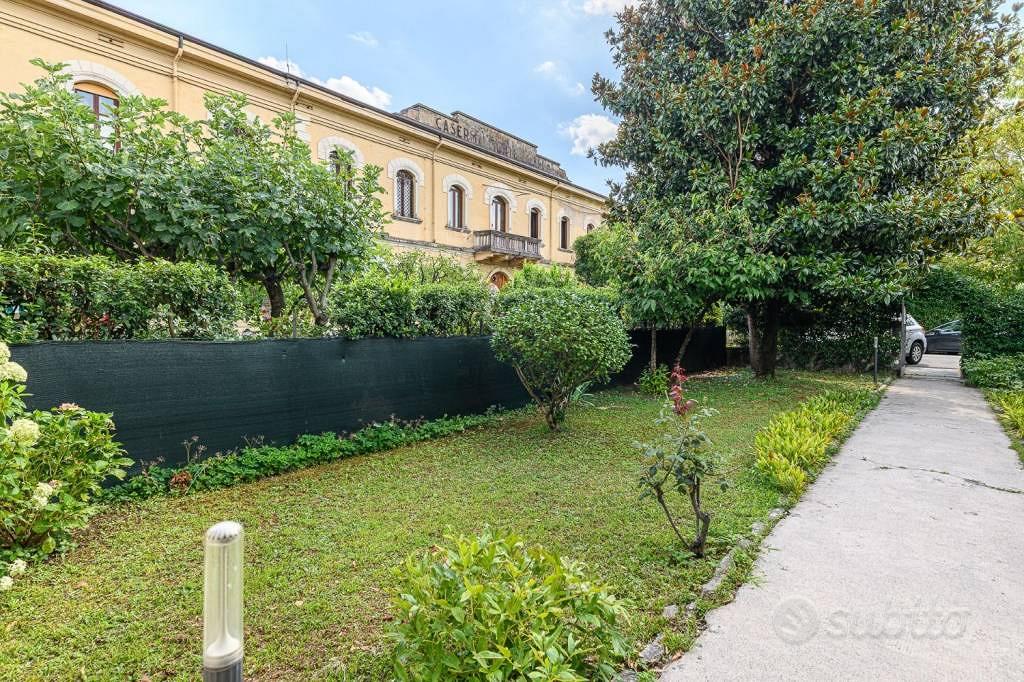 Casa – Bassano del Grappa, Largo Parolini, Pilastroni - Vista 2