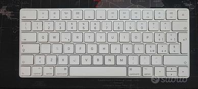 Apple Magic Keyboard (A1644) (QWERTY Italiano)