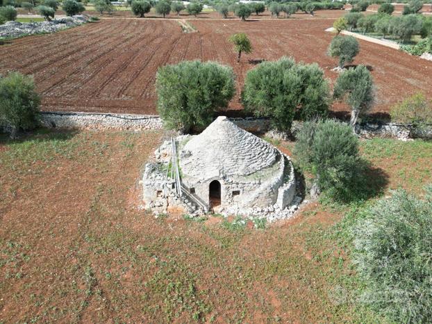 RUSTICO A POLIGNANO A MARE