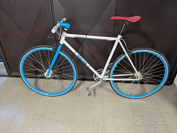 Bici a scatto fisso