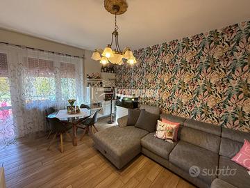 TRILOCALE COMPLETAMENTE RISTRUTTURATO CON BOX AUTO