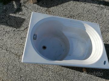 Vasca da bagno piccola Revita