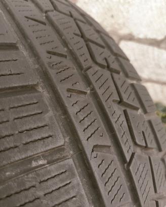 Gomme auto