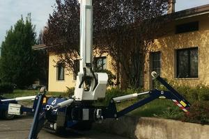 Piattaforma aerea cingolata semovente Dt30 con sba