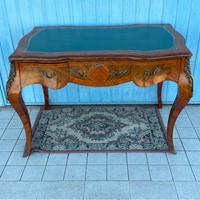 Scrivania stile Luigi XV