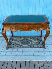 Scrivania stile Luigi XV
