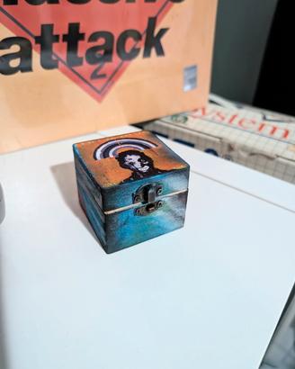 Massive attack cofanetto piccolo legno 