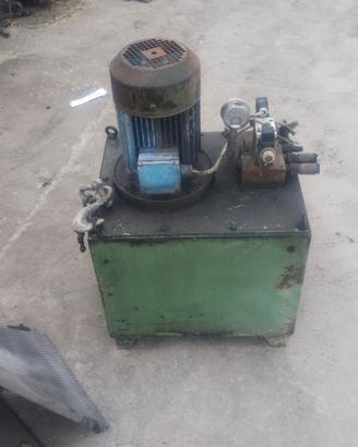 centrale oliodinamica  380 v