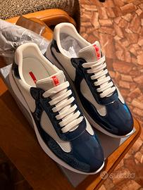 Navy prada cups