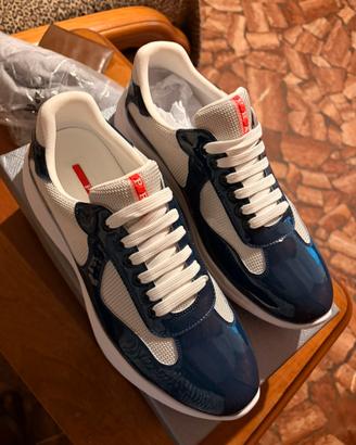 Navy prada cups