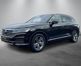 Volkswagen Touareg 3.0 V6 tdi ELEGANCE