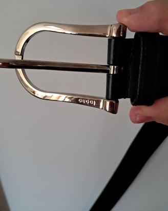 cintura nera gucci