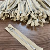 Cerniere 70 pezzi beige cm 12