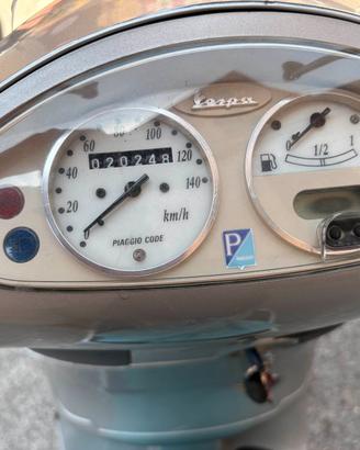 Vespa a Santa Margherita Ligure