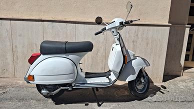 vespa 125 px arcobaleno