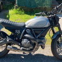 Ducati Scrambler 800 Flat Track Pro
