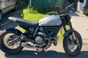 Ducati Scrambler 800 Flat Track Pro