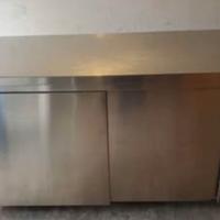 Tavolo cassettiera acciaio inox