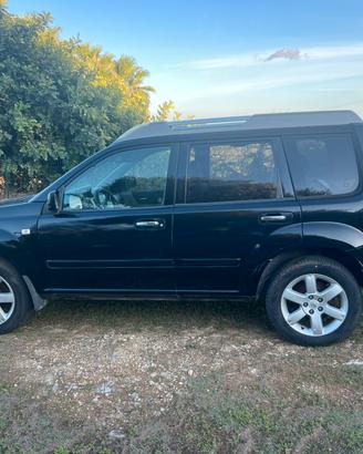 Suv nissan xtrail sport columbia