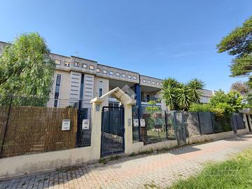 4 LOCALI A FOGGIA