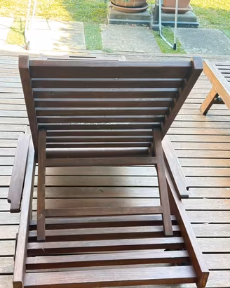 Due Lettini da Giardino in Teak