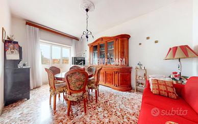 APPARTAMENTO BILOCALE LUMINOSO CON AMPIO BALCONE