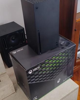Xbox X praticamente nuova