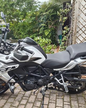 Benelli trk 502 X