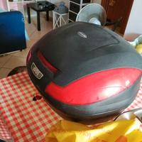 Bauletto GIVI MAXI con piastra
