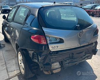 ALFA ROMEO 147 per ricambi usati