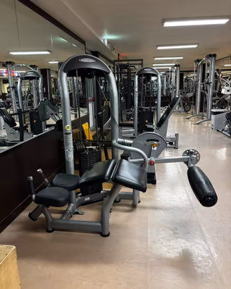 ATTREZZATURA PROFESSIONALE DA PALESTRA MATRIX