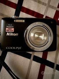 Fotocamera Nikon Coolpix S2700