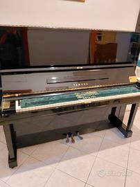 Pianoforte Verticale Yamaha U3 (Nippon Gakki)