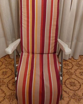 POLTRONA RELAX imbottita e reclinabile