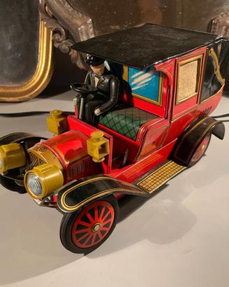 Early Model Limousine - Alps - Japan TinToy latta