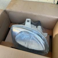 Fanale anteriore destro Fiat 600