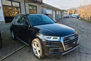 Audi Q5 2.0 TDI quattro S tronic Business