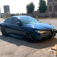 Alfa romeo giulia AT8 sport business